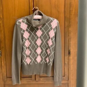 Liz& Co argyle large  diamond pattern acrylic knit turtleneck sweater